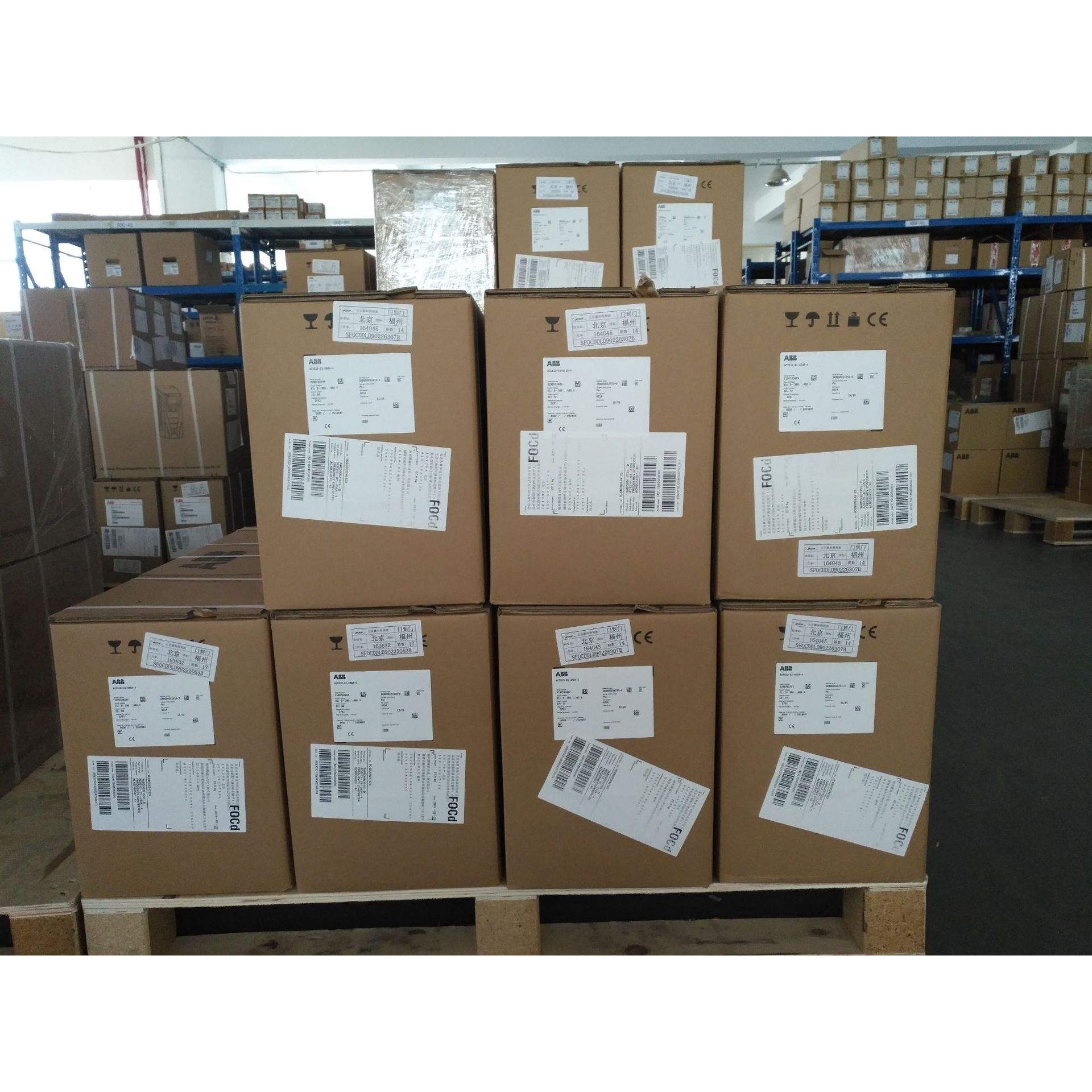 ABB三极交流线圈接触器 AX32-30-10 80*220-230V 50Hz;10139692