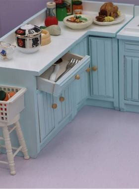 1：12娃娃屋厨房摆件模型DOLLHOUSE仿真转角橱柜蓝色灶台OB11可用