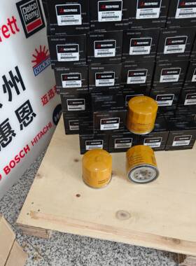 三’菱叉车发动机零部件配件机油滤芯32A4000400M32A40-00400