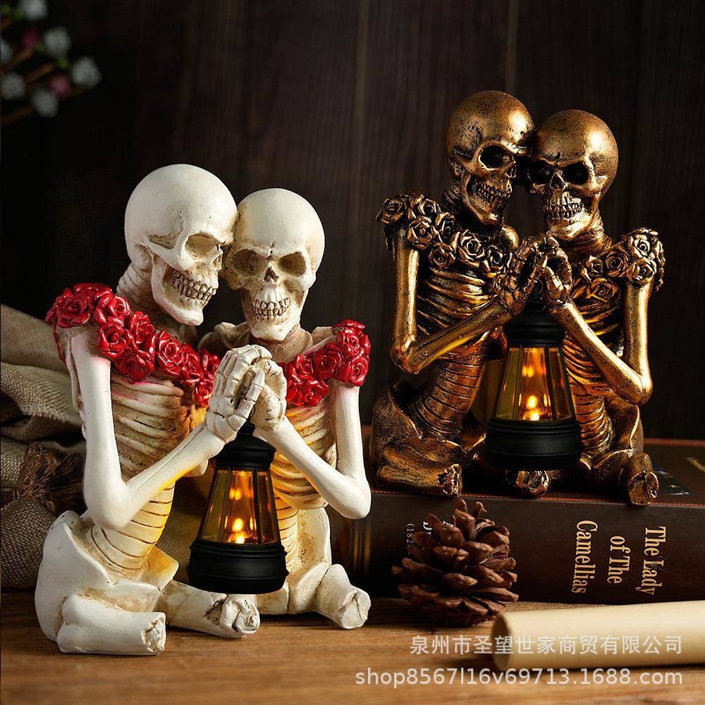 万圣节创意复古哥特式骷髅拿灯浪漫情侣人物场景爆款布置道具装饰