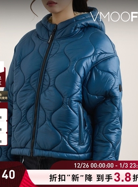 【折扣】DISTRICT VISION 女连帽绗缝带填充物软壳面料外套