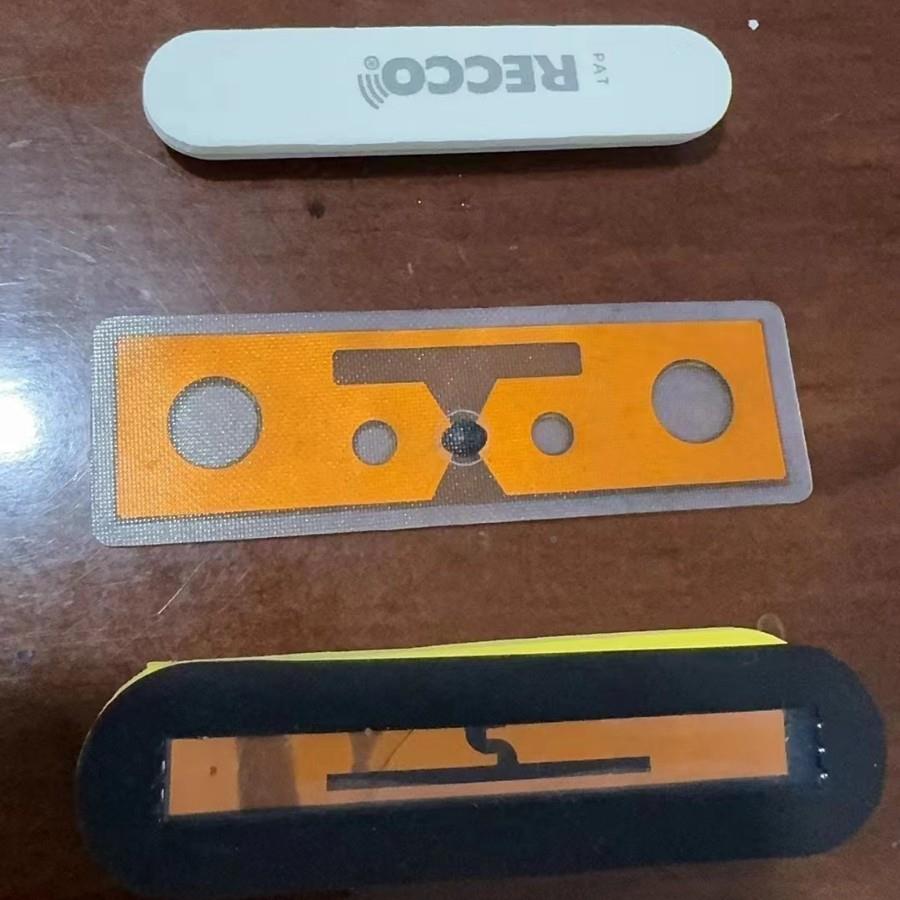 位RECCO救援器系统搜信救号NQU反射雪崩反射器救援滑雪服定装置