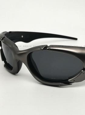 Y2K复古街拍凹造型墨镜 未来感ins风骑行眼镜 合金塑胶拼接镜框