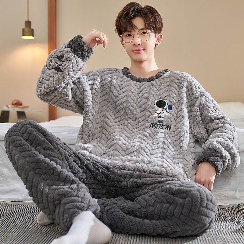 芬腾秋冬季男士法兰绒保暖睡衣青少年款加厚大码200斤胖子家居服