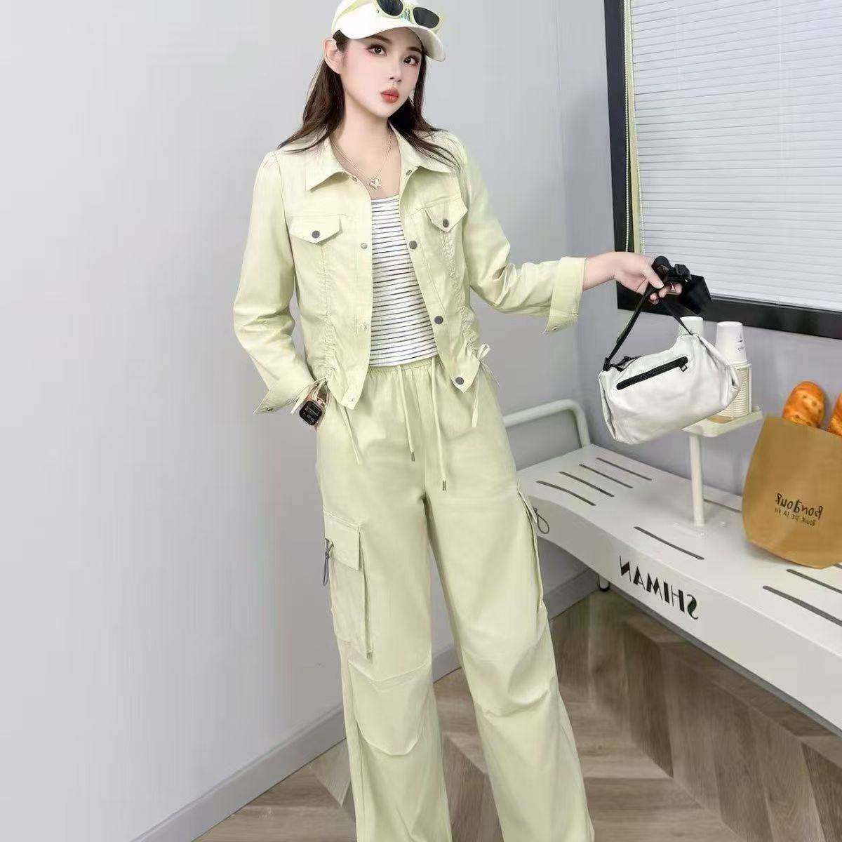 时尚休闲工装套装女2025年早秋洋气显瘦减龄牛仔外套阔腿裤三件套