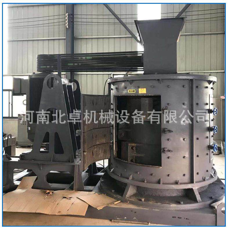 斜长石立轴式制砂机 重型锥形转子立式破碎机 石灰石立轴粉碎机