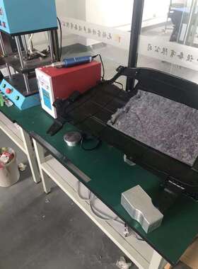 汽车内饰板与塑料厚隔音机毡吸音成棉2Rito-28k8K900W手持式点焊
