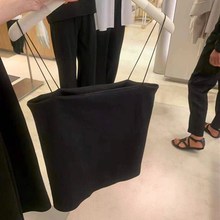 现货特!抹胸式胸衣吊带上衣v 黑色一字领细肩带 骨子里时髦23春夏