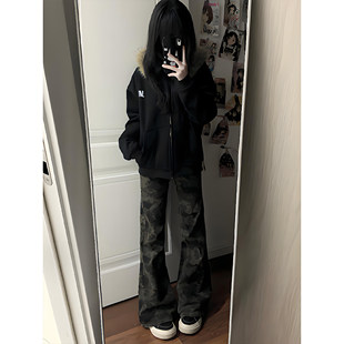 美式高街迷彩牛仔裤男女款春季显腿长显瘦裤子高腰窄版提档微喇裤