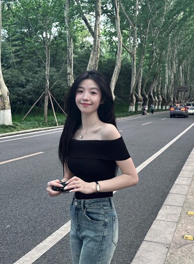 绝美一字肩上衣女高级感黑色短袖露肩t恤超美法式漏肩独特漂亮