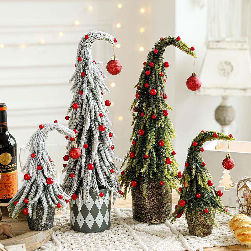 新款绿色歪脖子圣诞树仿真带雪迷你红果盆栽小型桌面摆件装饰品