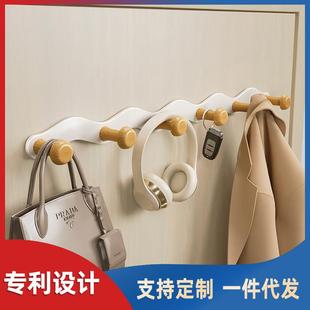 免打孔波浪挂钩粘钩无痕墙上挂衣架卧室玄关壁挂家用门后挂衣钩
