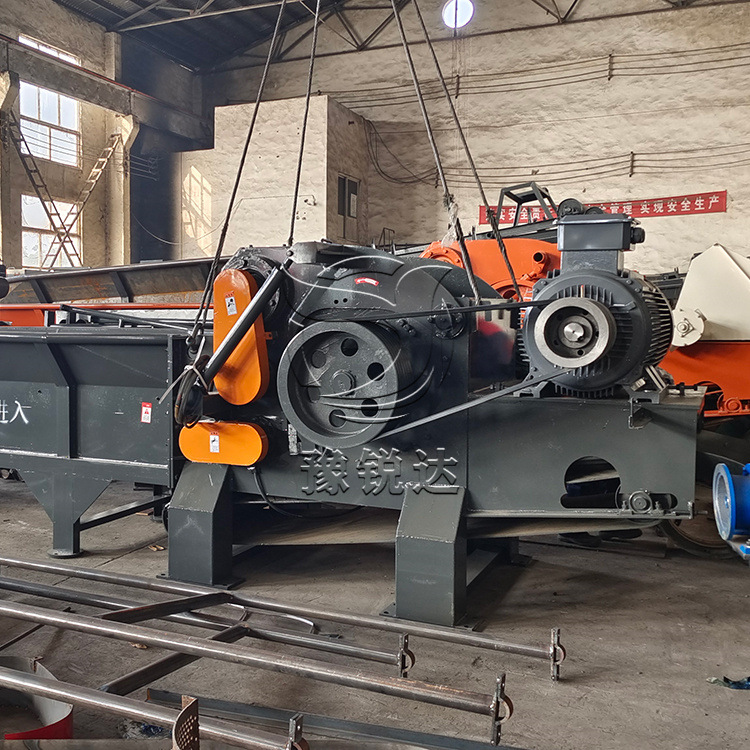 回收模板综合粉碎机 大型废旧木材破碎机 自动除钉碎木粉碎设备