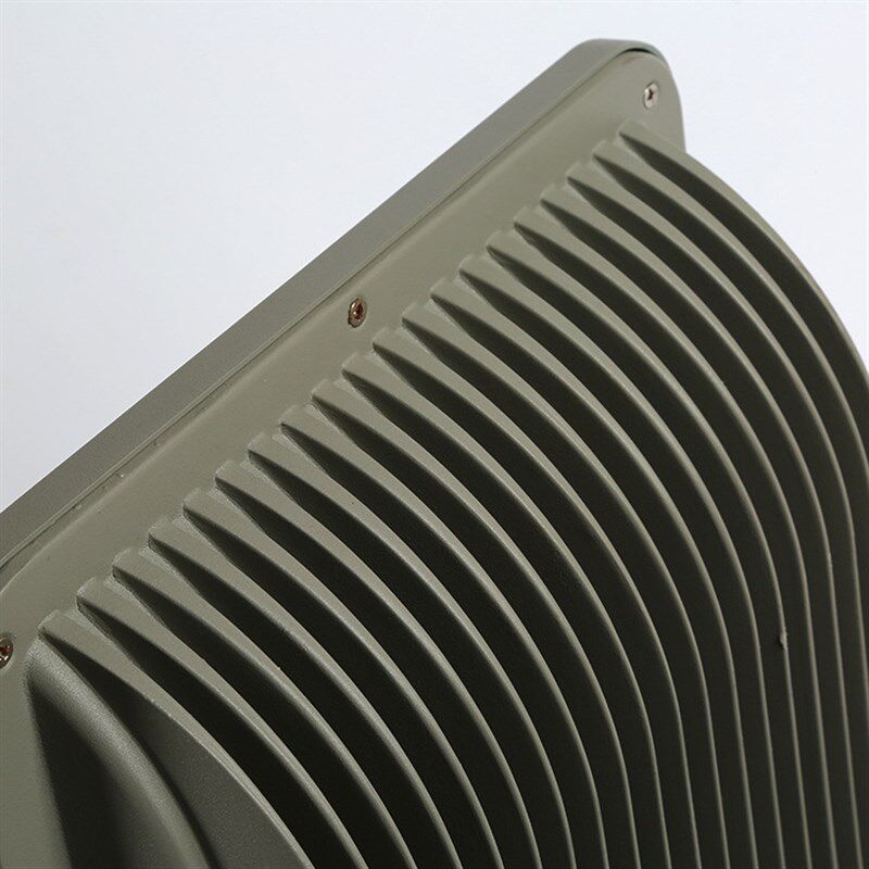 LED投光灯聚光灯300W防水户外泛光灯庭院100W200W路灯室外射灯