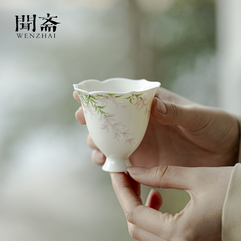 闻斋手绘紫藤主人杯陶瓷茶杯