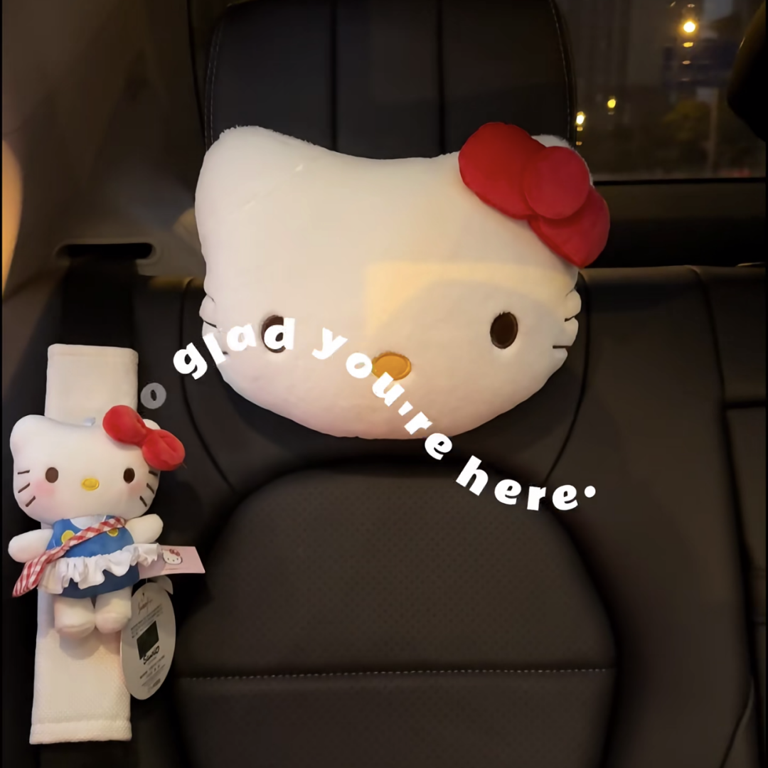 hellokitty汽车头枕护颈枕车内坐椅靠枕靠背靠腰车载安全带保护套