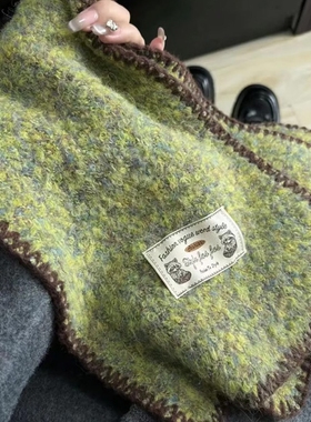 复古绿色围巾女冬季古早氛围感含羊毛软糯纯色保暖加厚锁边小围脖