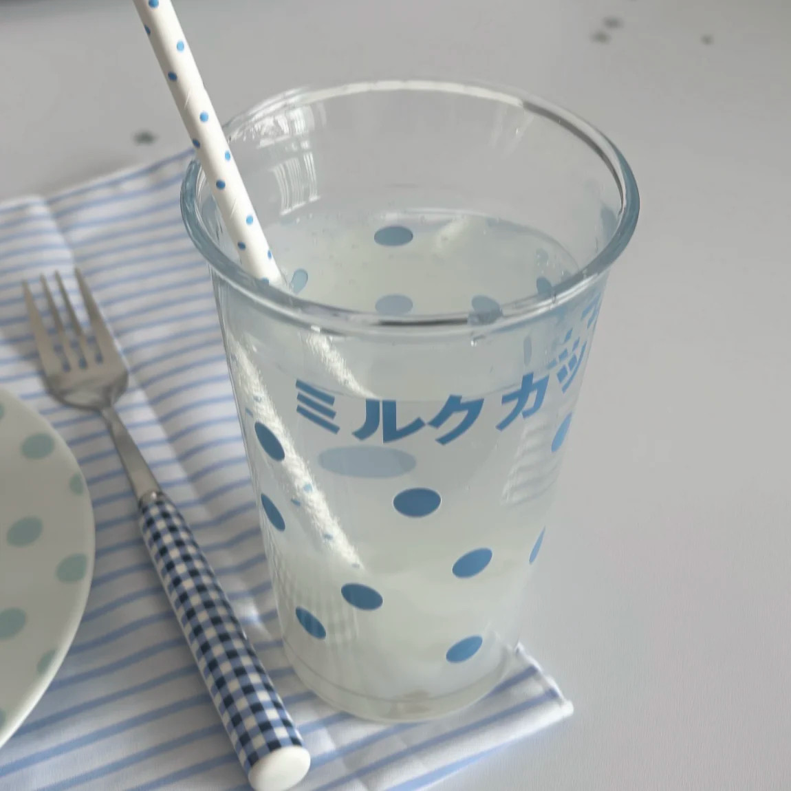 日系ins蓝色波点玻璃杯高颜值大容量家用办公室喝水饮料咖啡杯子