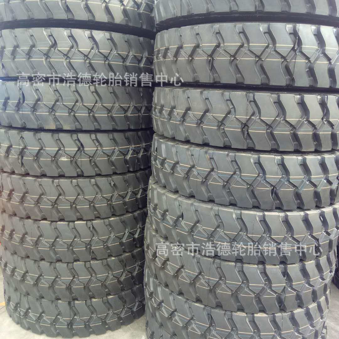 防爆胎重载型轮胎1100R20 1200R20耐磨货车前四后八现货矿山轮胎