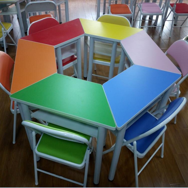 需定制六边形课桌椅中小学生彩色梯形桌培训桌辅导班桌椅少儿美术