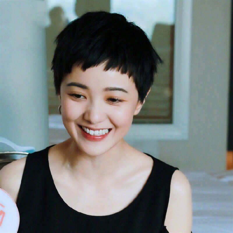 假发女短直发蓬松自然短发女bobo狗啃刘海时尚帅气发型真发假发套