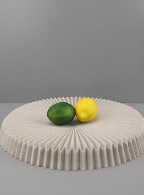 北欧创意树脂圆形果盘托盘摆件客厅餐厅玄关电视柜软装家居装饰品