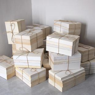 覆古装饰旧书捆书卷 泛黄斑驳文艺老旧物 旧时光摄影道具摆件背景