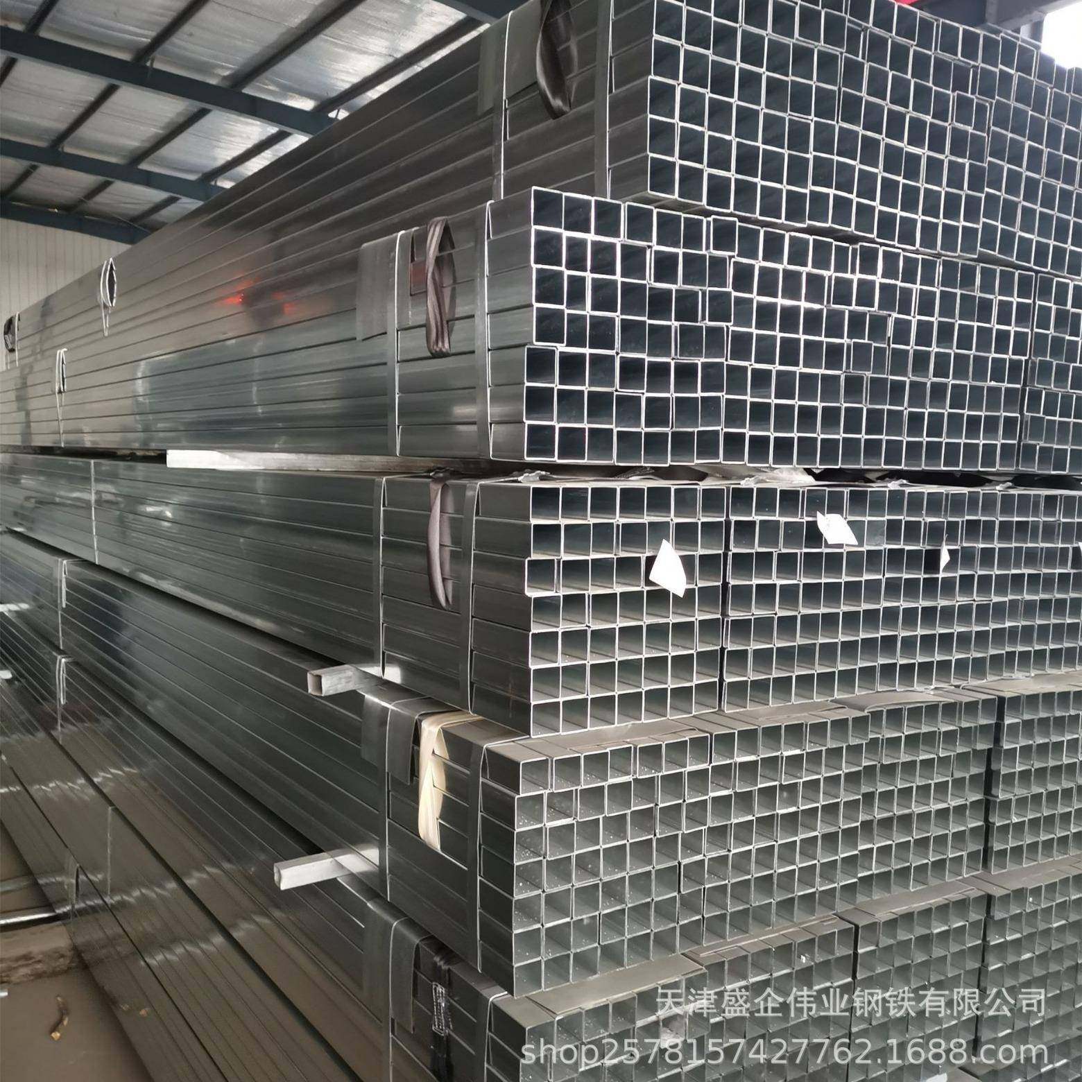 现货供应Q195镀锌带方管35*35镀锌方管市政护栏专用管零售