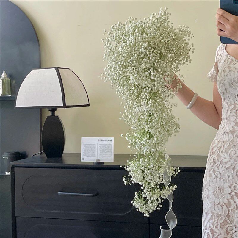 水滴瀑布手捧花白色满天星花束新娘结婚仿真花婚礼婚纱摄影道具