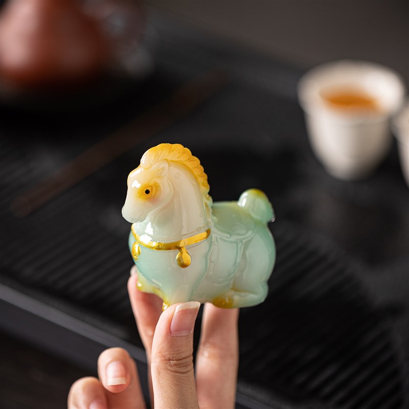 2026唐马年小茶玩摆设高档可养新款变色马到成功茶宠摆件茶具配件