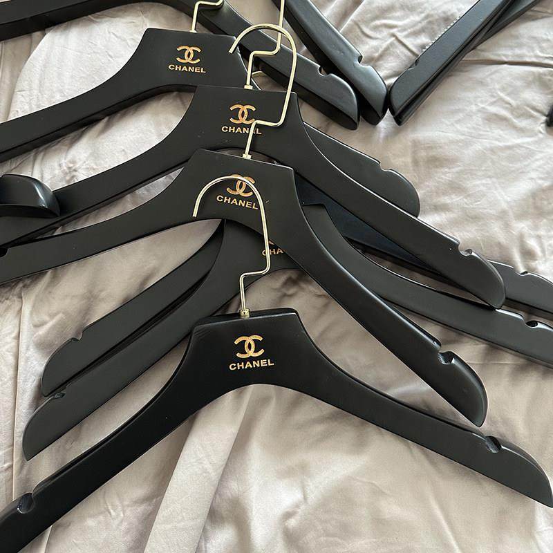 服装店专用高档防滑无痕衣撑男女装纯黑色实木衣架衣挂裤夹定制,收纳整理,木质衣架,淘宝优惠券,粉丝福利购,淘宝优惠卷
