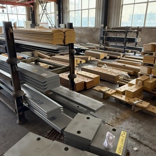 载机耐磨铲刀 936 装 载机铲车铲板 结实耐磨板铲斗 970装