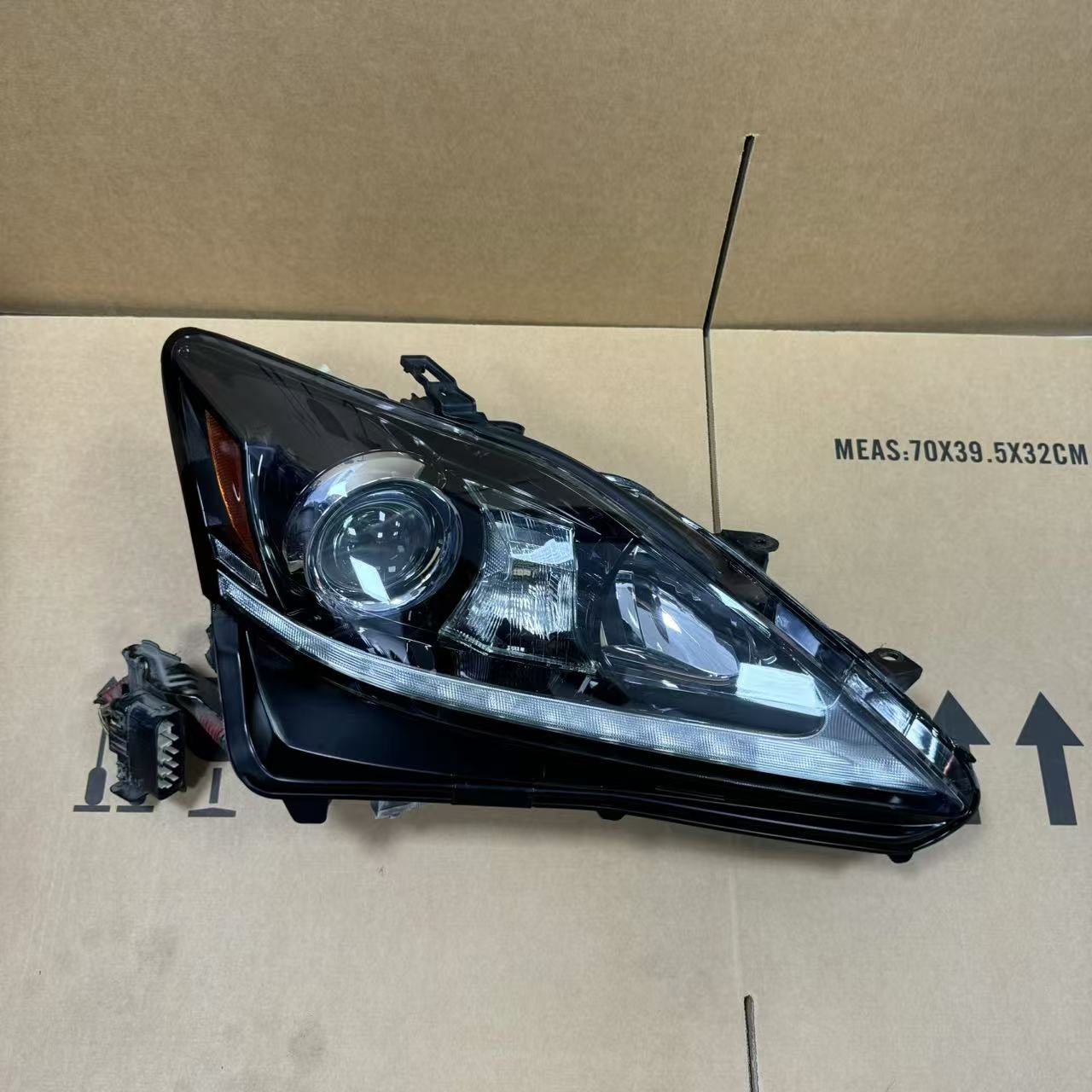 适用于雷克萨斯IS300 IS250 IS350 大灯 LED大灯 高配大灯总成