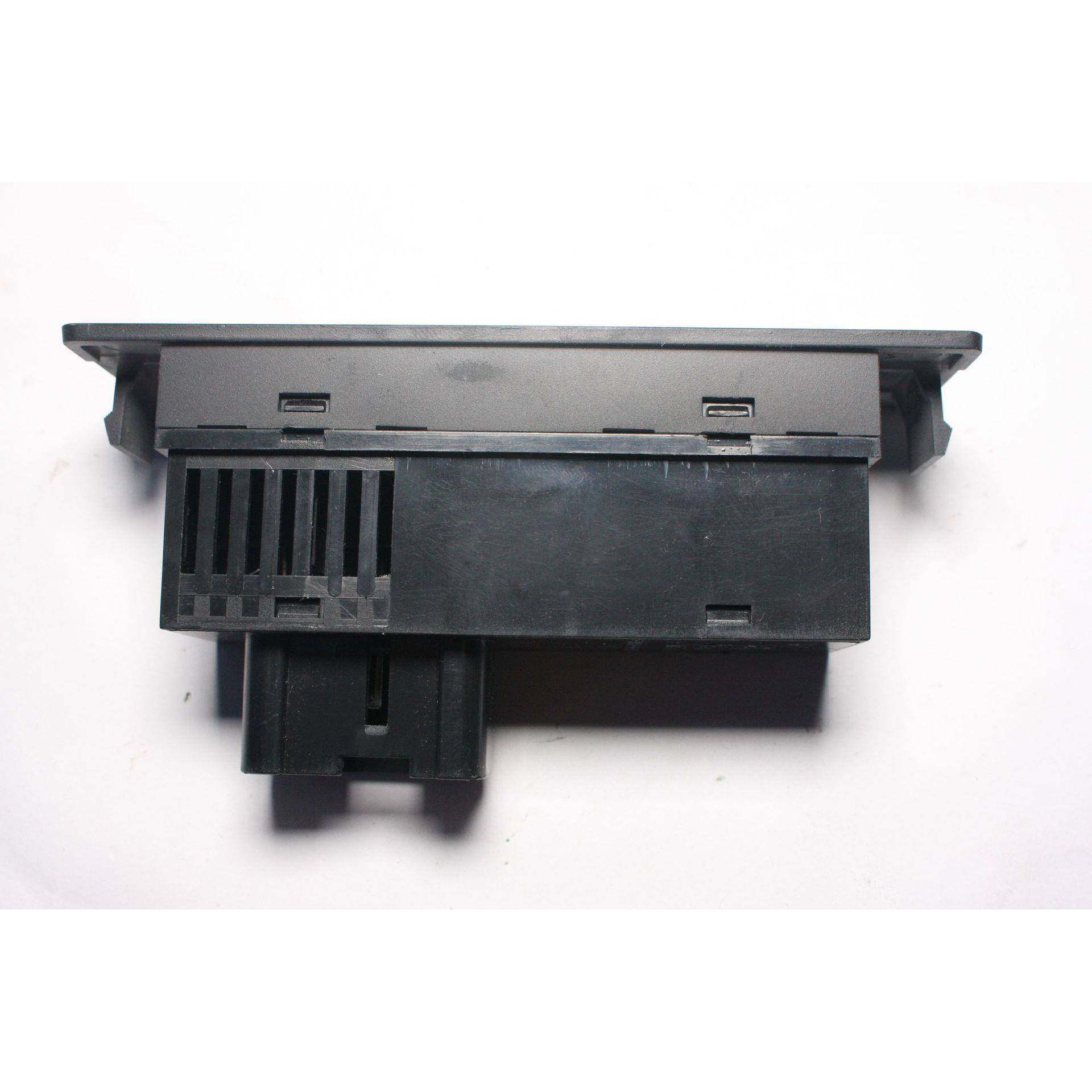 FA13-66-480M1适用于马自达FML3代开关(雾灯/尾盖)