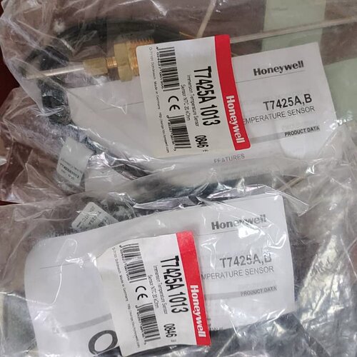 议价 温度传感器T7425A1013，德国制造，热敏传