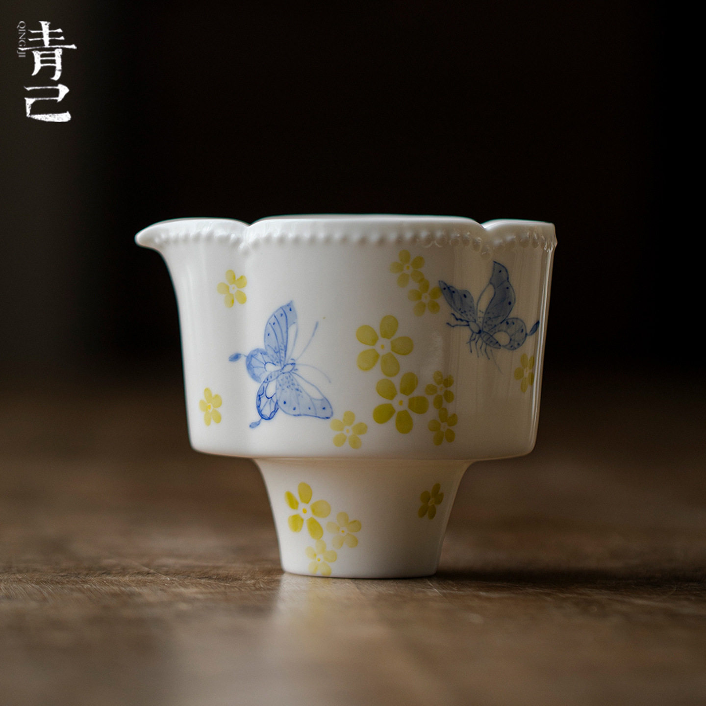 青己国风手绘青花蝶恋花文人陶瓷公道杯茶道配件分茶器茶海公杯