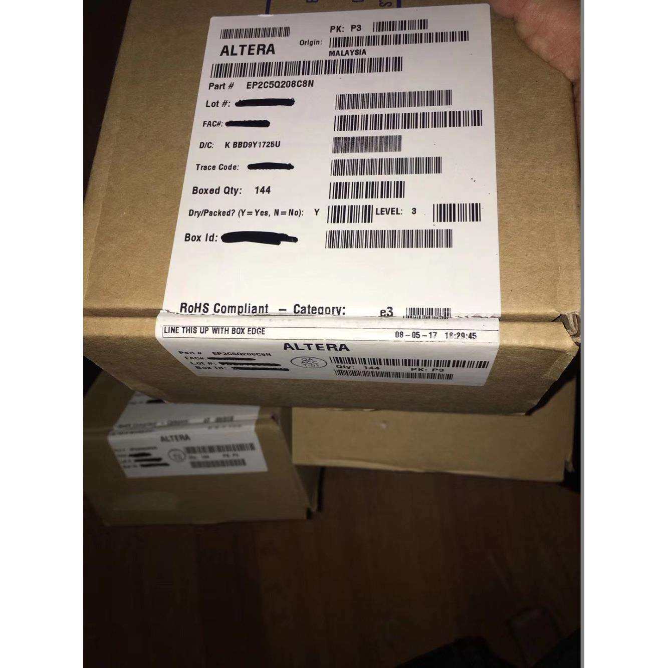 电子元器件【EP2C5Q208C8N】价格咨询为准 可编程逻辑器芯片