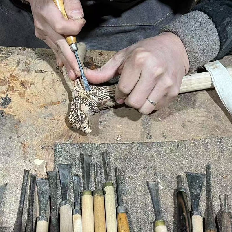欧式轻便实木拐杖老人拐杖手棍手杖高端老年人鹰头拐杖手柄头捌杖