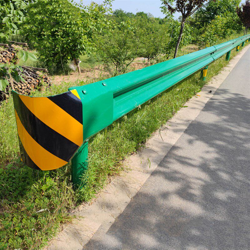 公路波形护栏乡村道路梁钢护栏板四川厂家高速防撞双波三波镀锌