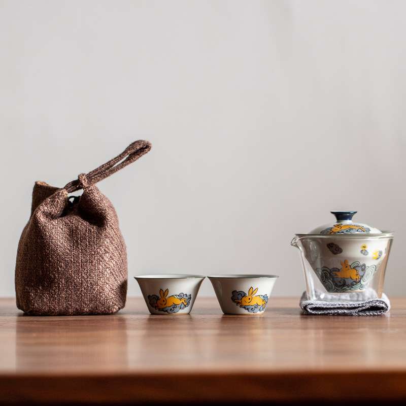 新品快客杯兔年卡通创意旅行茶具便携式户外露营陶瓷一壶两杯套装