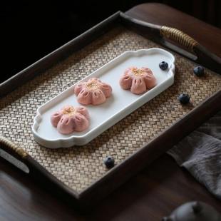 青白色陶瓷长方茶托 托平盘子长条蛋糕点盘冷凉菜意境菜饭店酒店