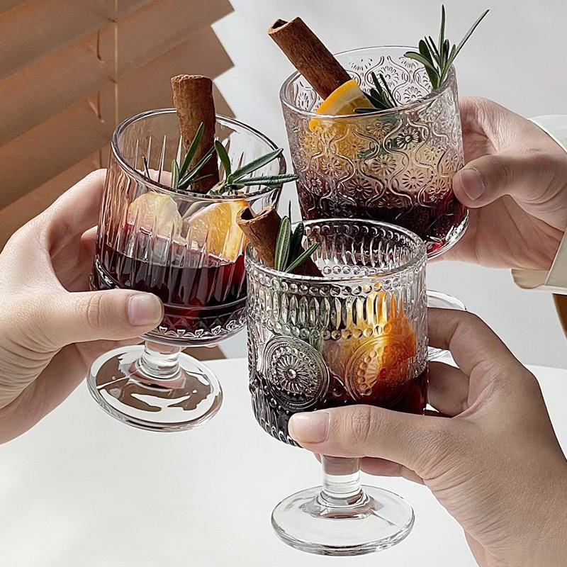 ins风热红酒杯圣诞鸡尾酒杯高颜值高脚杯微醺酒杯洋酒杯玻璃杯子