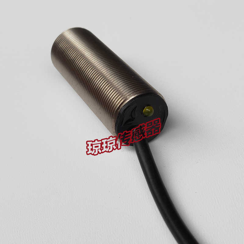 **法国原厂拆机货XS118BLNAL2C XS118BLNAL5C接近开关传*