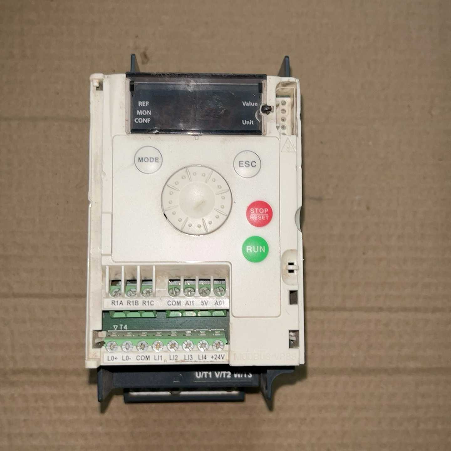 ATV12H037M2变频器0.37KW实图询价