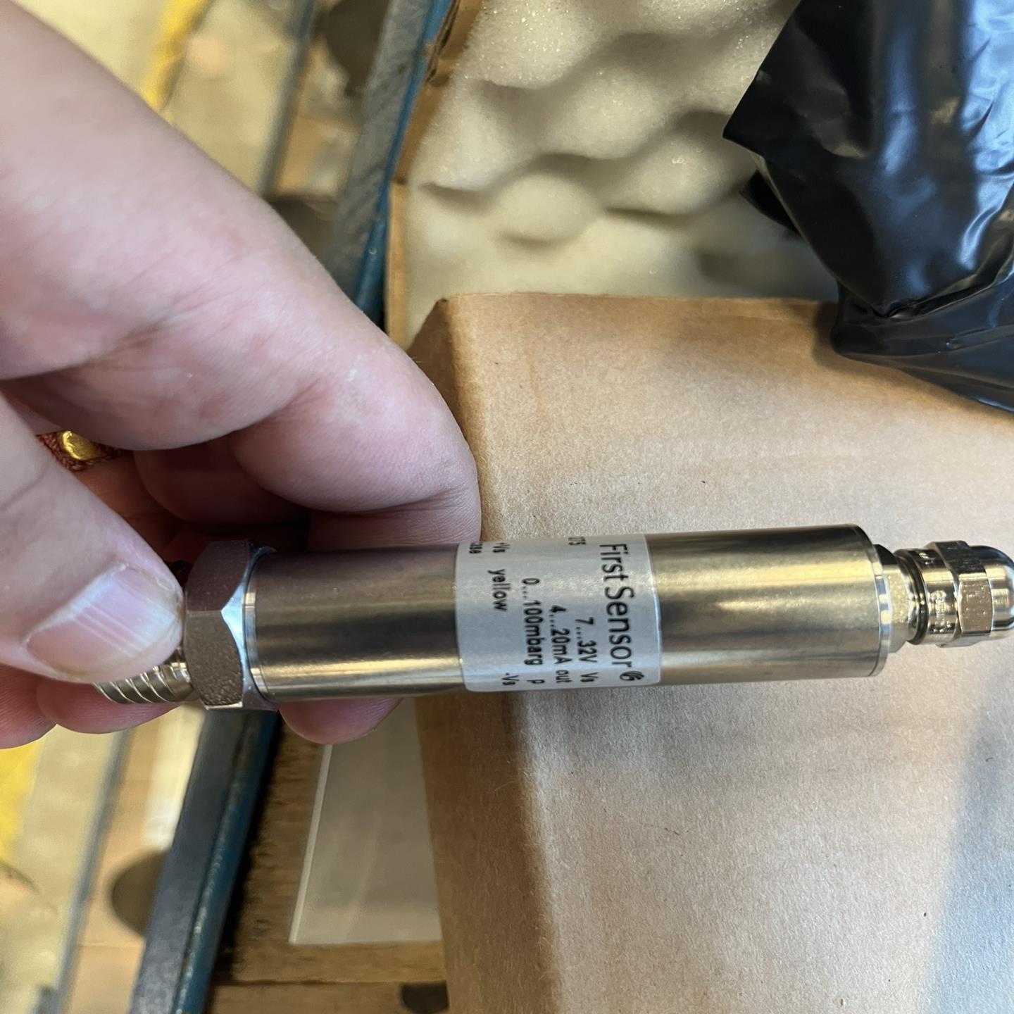 First Sensor 传感器 识货的来 。（佳毅工控）