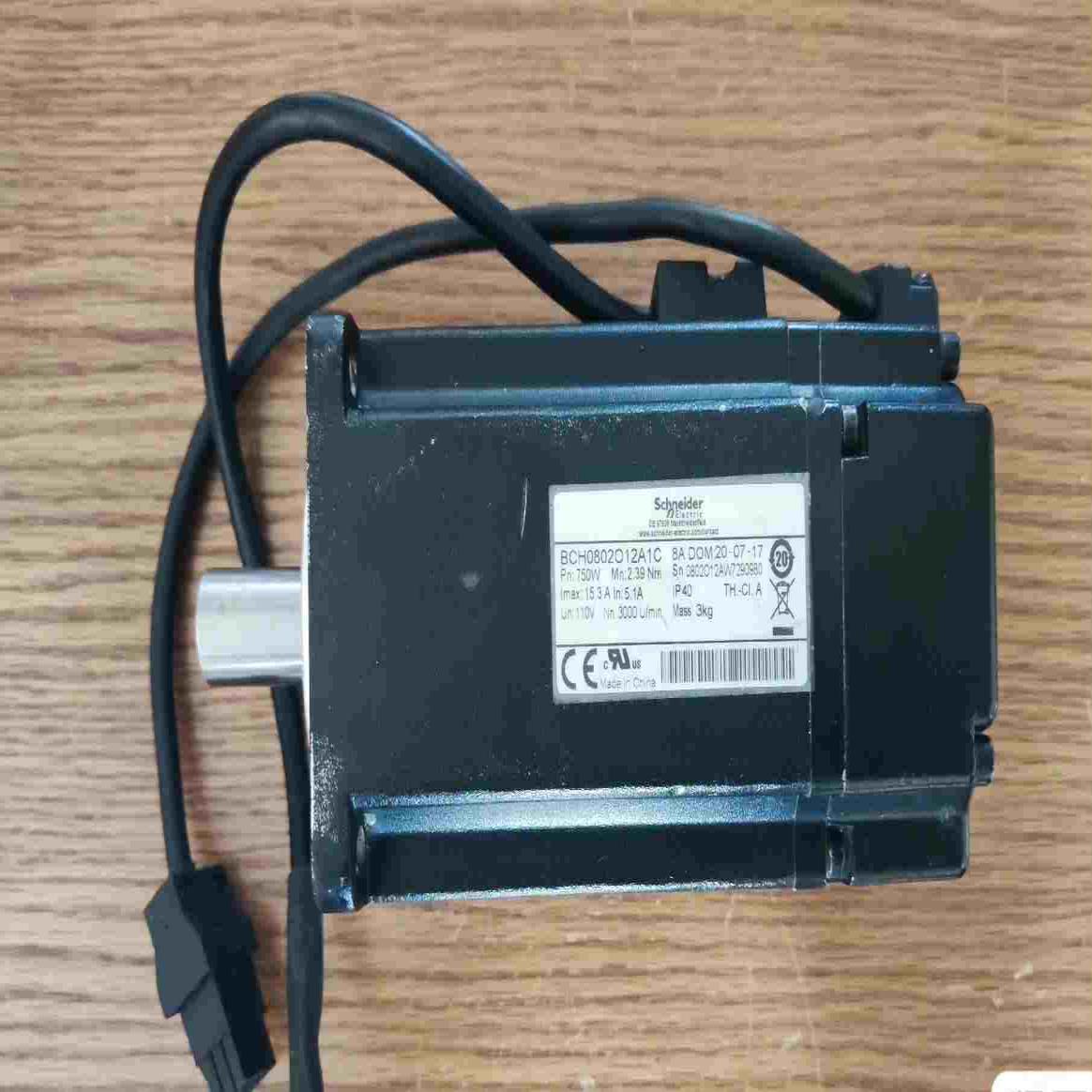 伺服电机  BCH0802O12A1C，功能，成色~询价