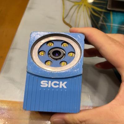 询价~SICK西克激光扫描仪VSPM-6F2113底部接线口破裂，