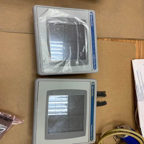 询价~2711P-T7C4D8 A-B模块显示屏现货！需要的来