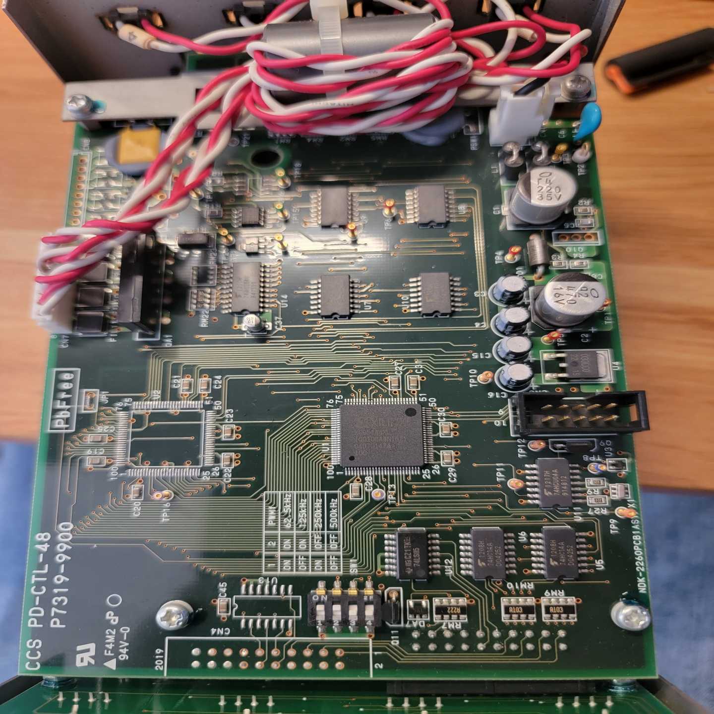 芯片xc95144xl拍前询价