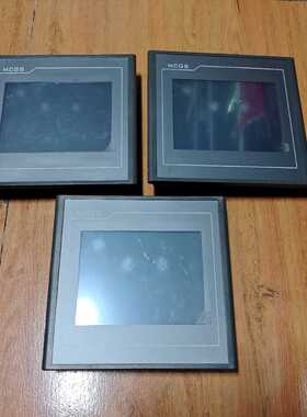 昆仑通态触摸屏TPC7072Gt，功能正常，成色为实图（地坛设备）